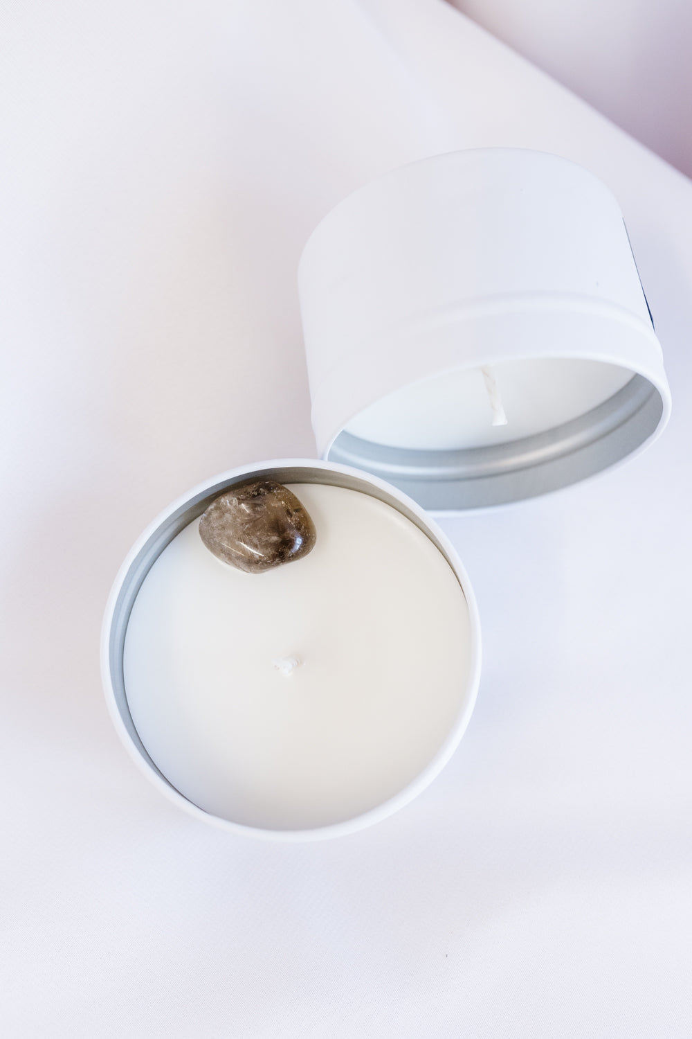 Grounding Vibes Crystal Candle - Honey & Wildflowers Scented Coco-Soy Candle with Smoky Quartz Crystal