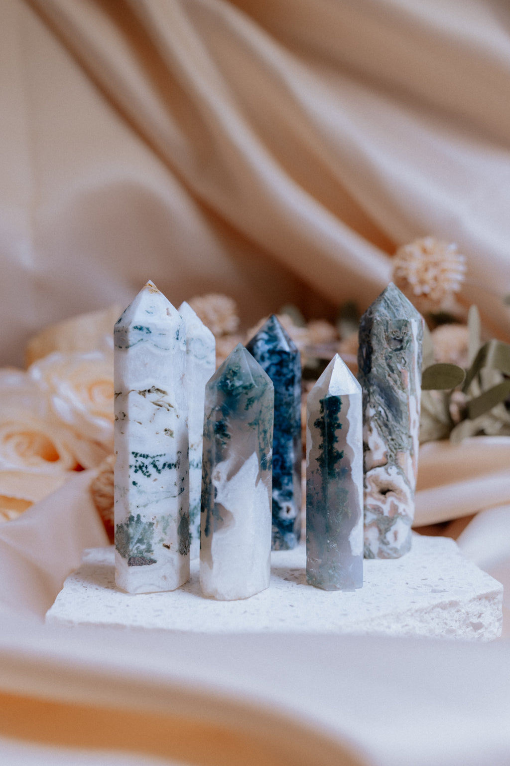 Moss Agate Crystal Point | The Crystal for Emotional Harmony & New Beginnings