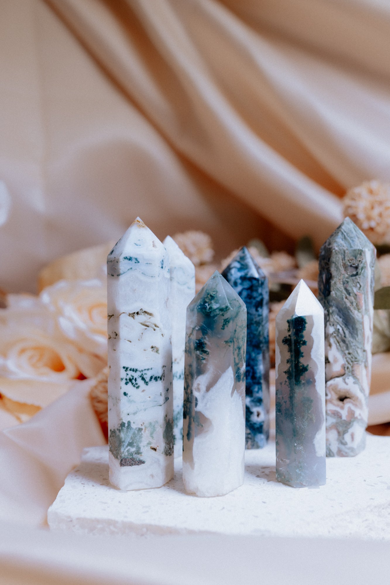 Moss Agate Crystal Point | The Crystal for Emotional Harmony & New Beginnings