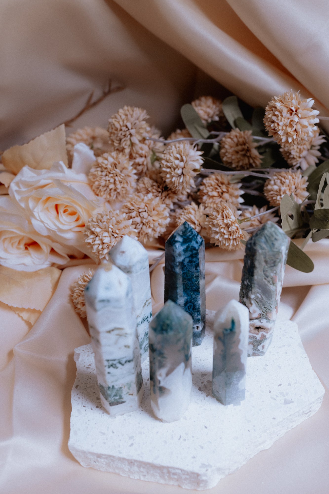 Moss Agate Crystal Point | The Crystal for Emotional Harmony & New Beginnings