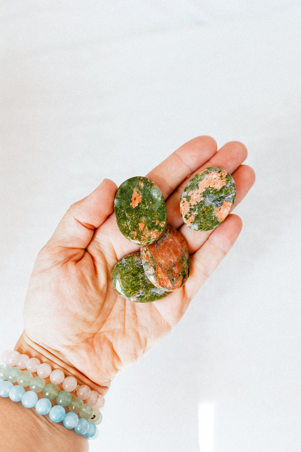 Unakite Crystal Worry Stone | The Stone of Heart-Centred Healing, Balance & Fertility